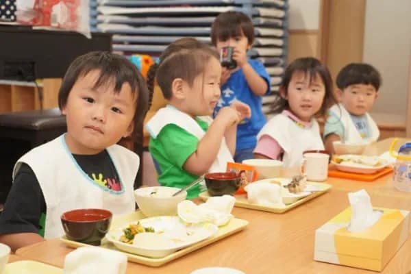 3号園児 給食 その1